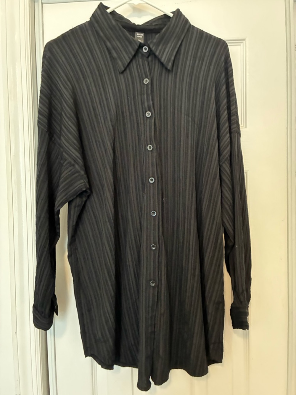 Women’s Long-Sleeve Button-Up Shirt in Black Stripes